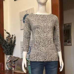NWT jones ny size small Leopard Print Women's Top